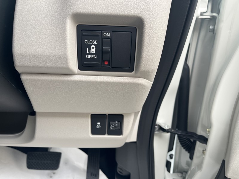 ホンダ N BOX 11枚目