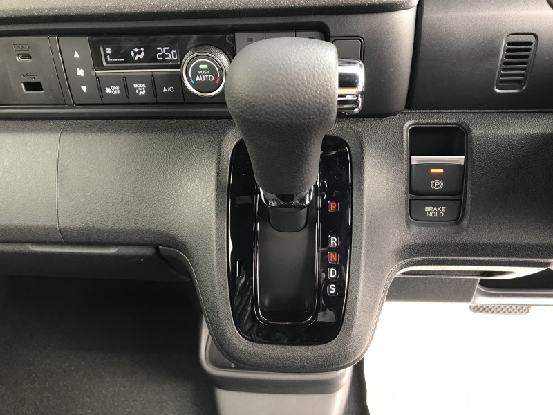 ホンダ N BOX 18枚目