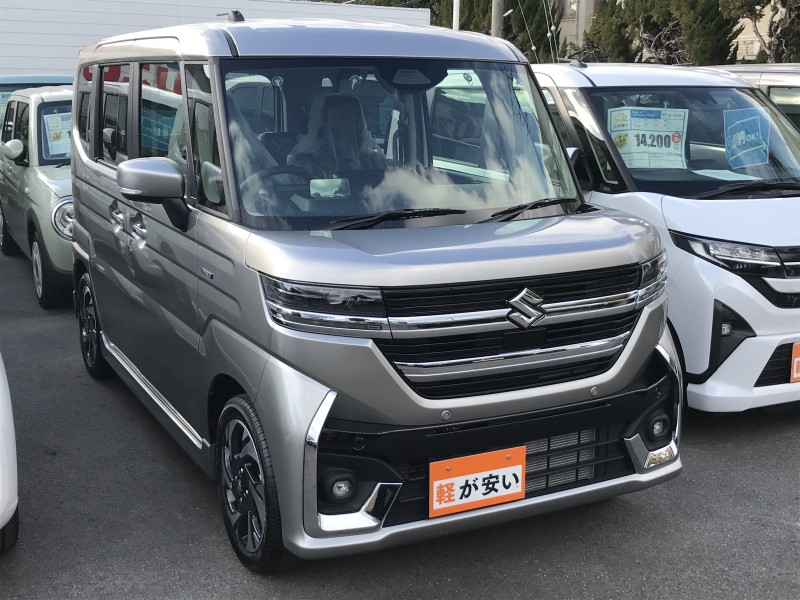 スズキ スペーシア 2枚目