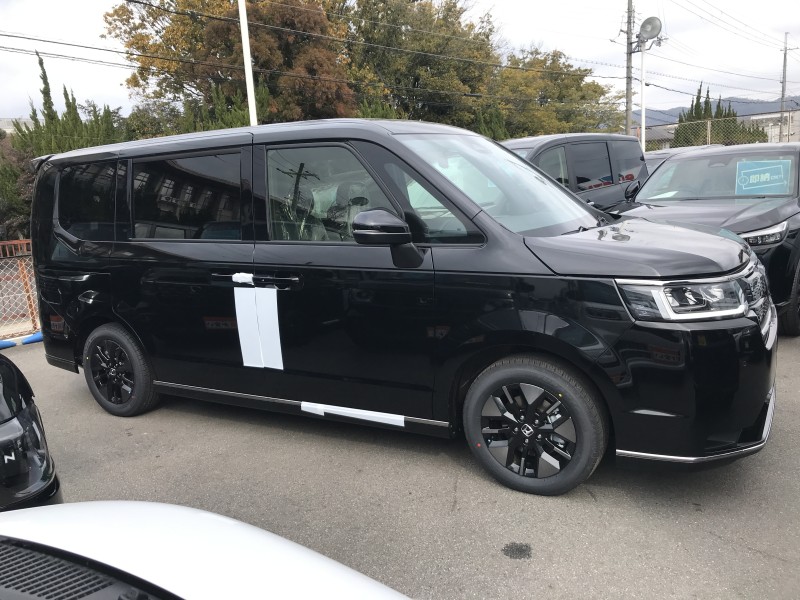 ホンダ ステップワゴンスパーダ 3枚目