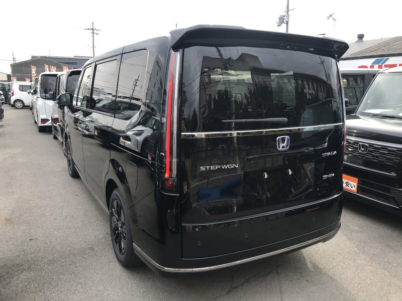 ホンダ ステップワゴンスパーダ 6枚目