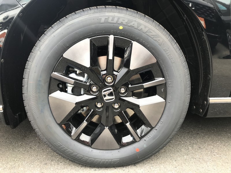 ホンダ ステップワゴンスパーダ 8枚目