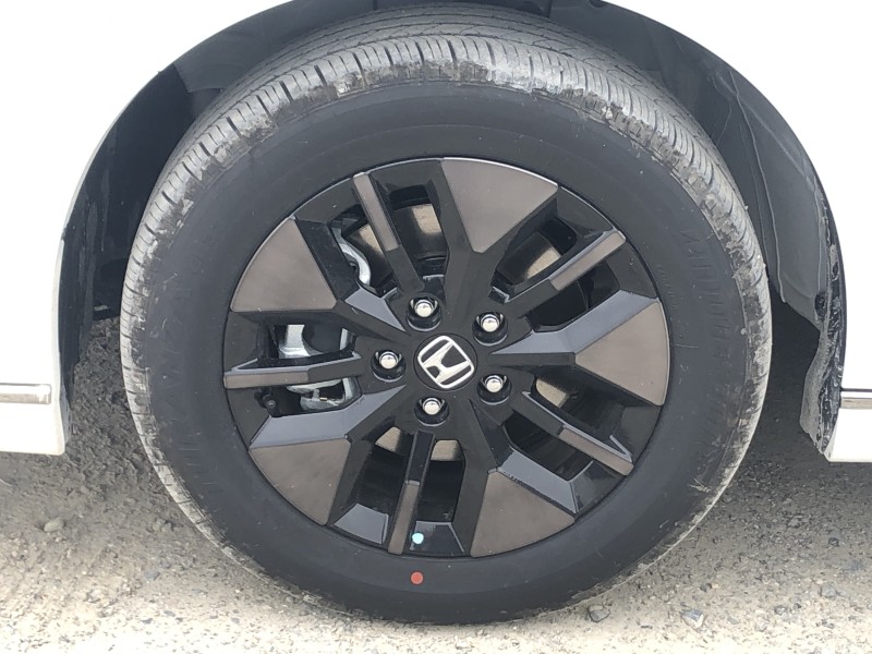 ホンダ ステップワゴンスパーダ 8枚目