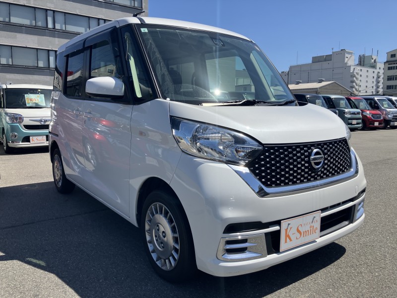 ニッサン デイズルークス 2枚目