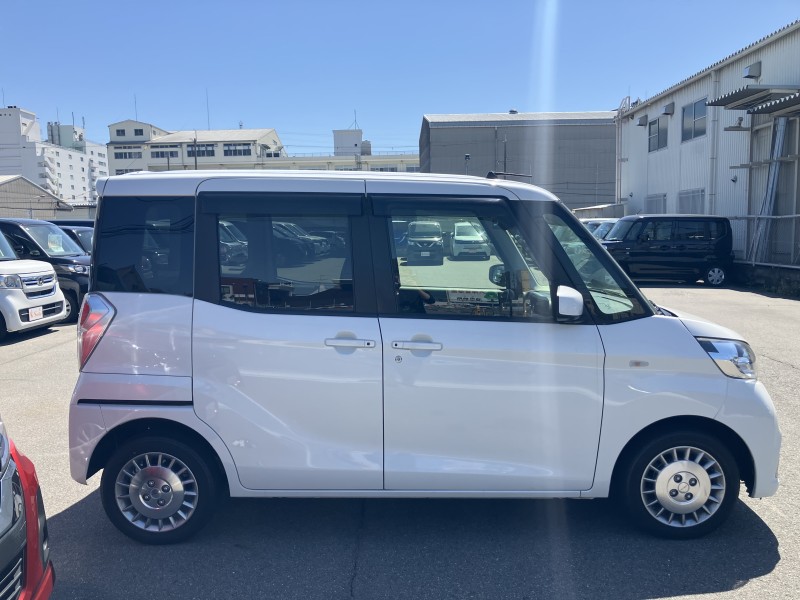 ニッサン デイズルークス 5枚目