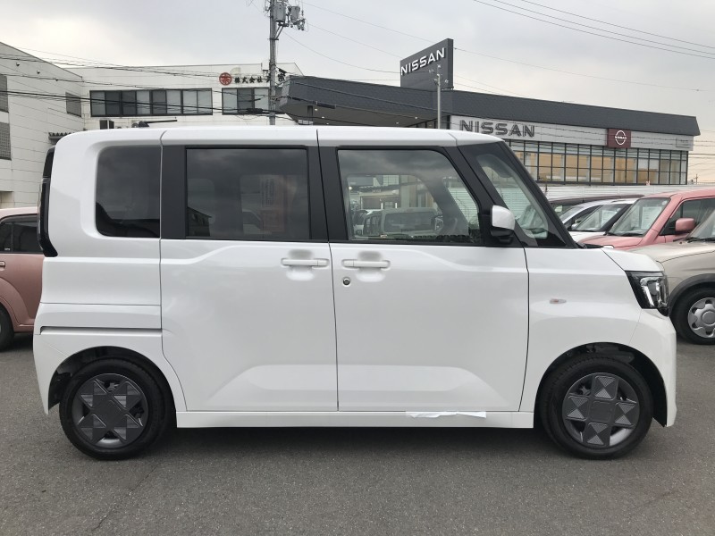 ニッサン ルークス 3枚目