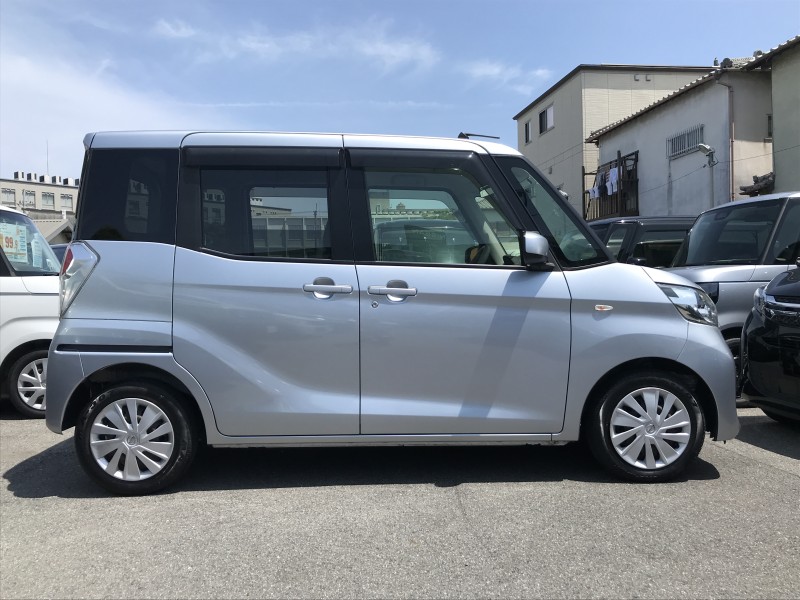 ニッサン デイズルークス 3枚目