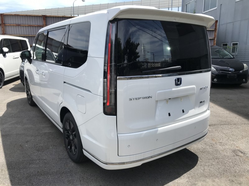 ホンダ ステップワゴンスパーダ 9枚目