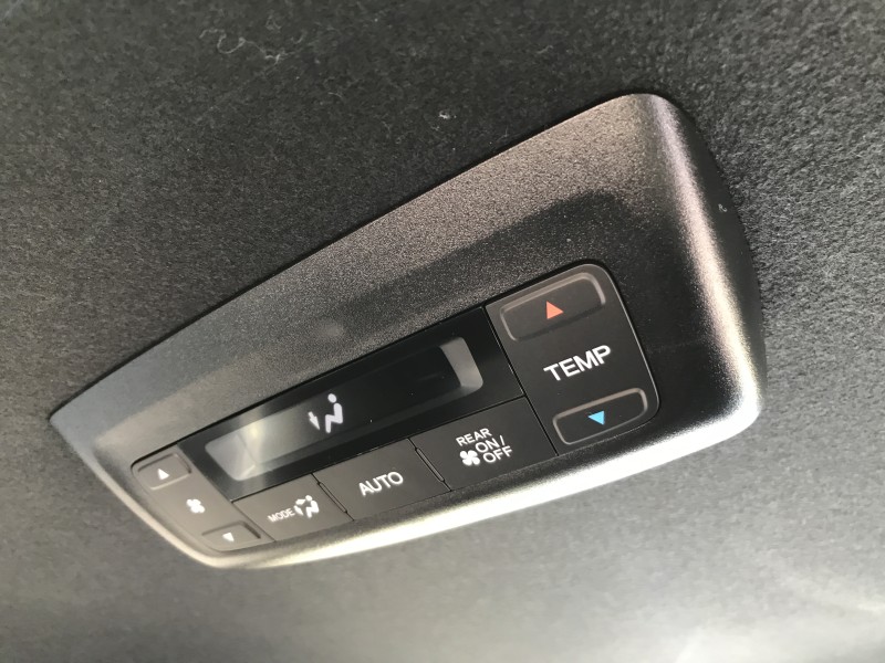 ホンダ ステップワゴンスパーダ 8枚目