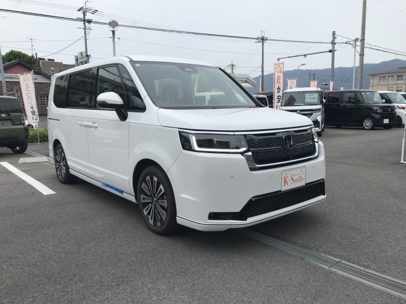 ホンダ ステップワゴンスパーダ 2枚目