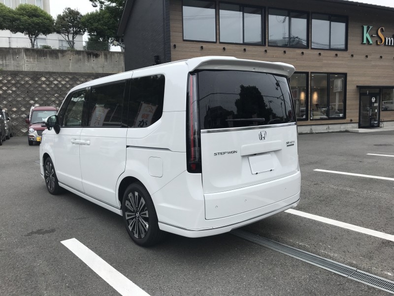 ホンダ ステップワゴンスパーダ 6枚目