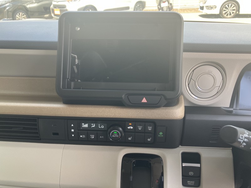 ホンダ N BOX 3枚目