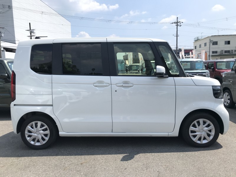 ホンダ N BOX 13枚目
