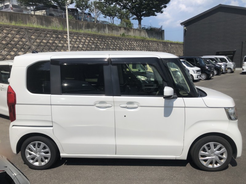 ホンダ N BOX 3枚目