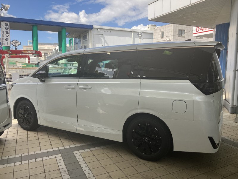 ニッサン エルグランド 19枚目