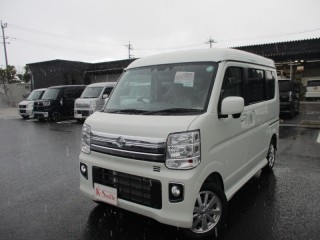 ニッサン NV100クリッパーリオ