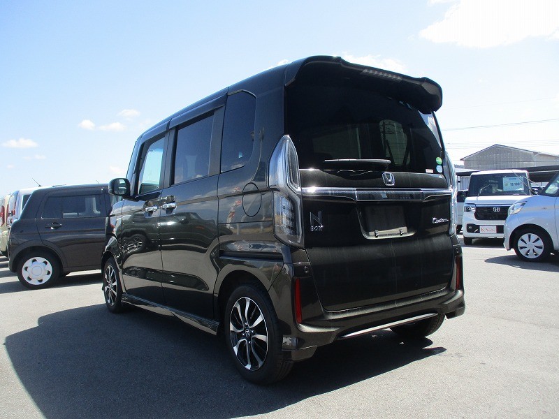 ホンダ N BOX 10枚目