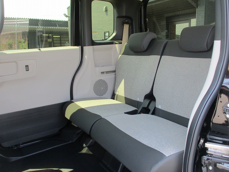 ホンダ N BOX 12枚目
