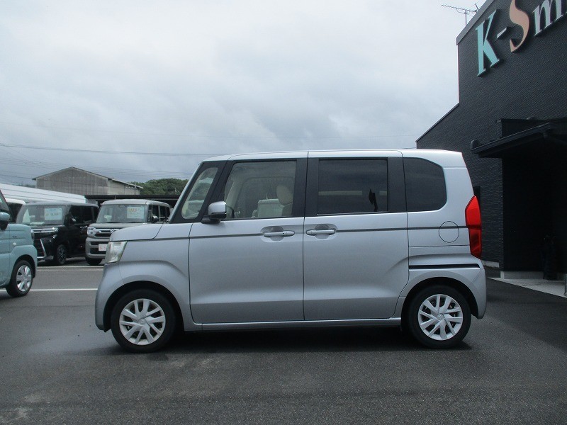 ホンダ N BOX 18枚目