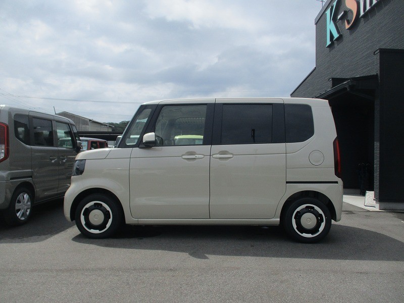 ホンダ N BOX 11枚目