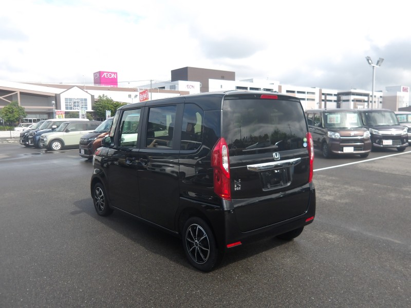 ホンダ N BOX 18枚目