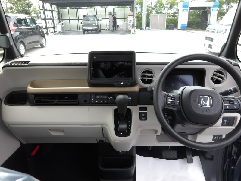 ホンダ N BOX 11枚目