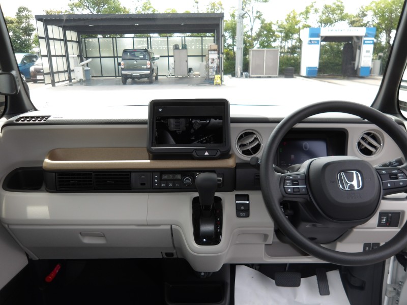 ホンダ N BOX 11枚目