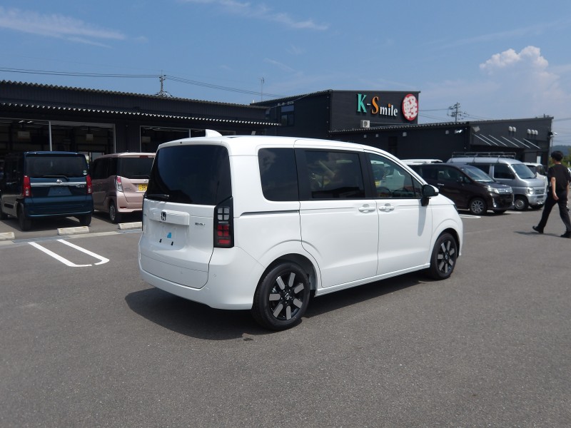 ホンダ フリード 4枚目